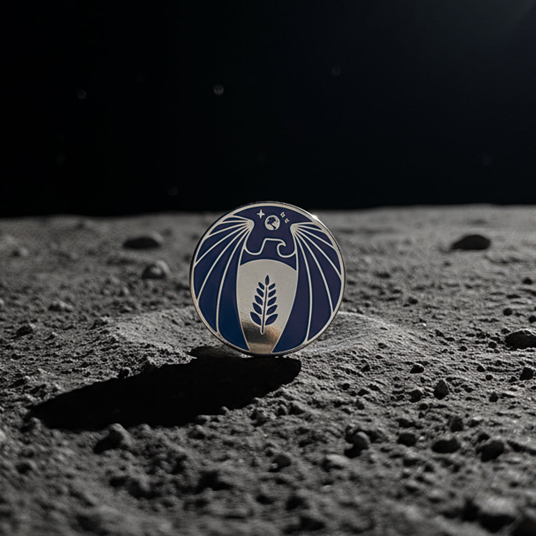 Apollo 11 Crest Pin